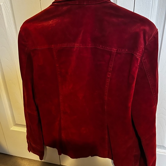 Gorgeous leather jacket! - Picture 4 of 5